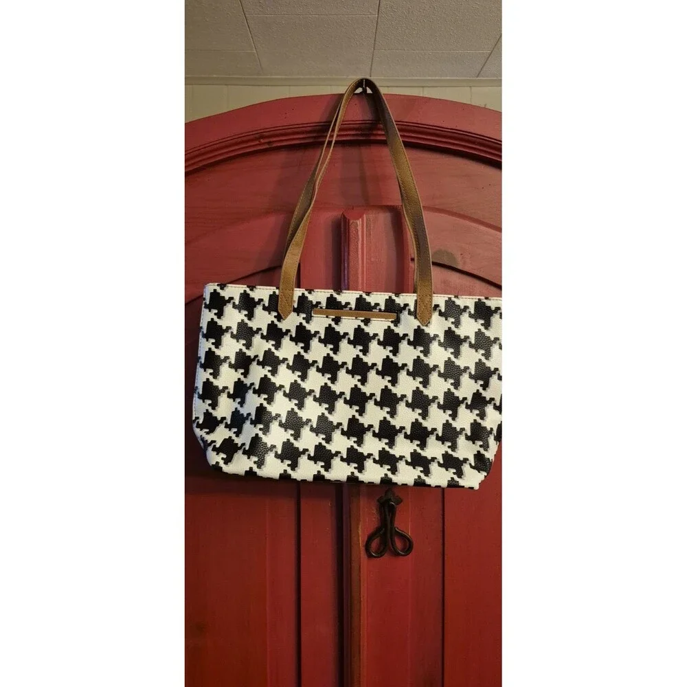 NWOT Thirty One Modern Tote Classic Houndstooth Pebble Black White Purse NEW